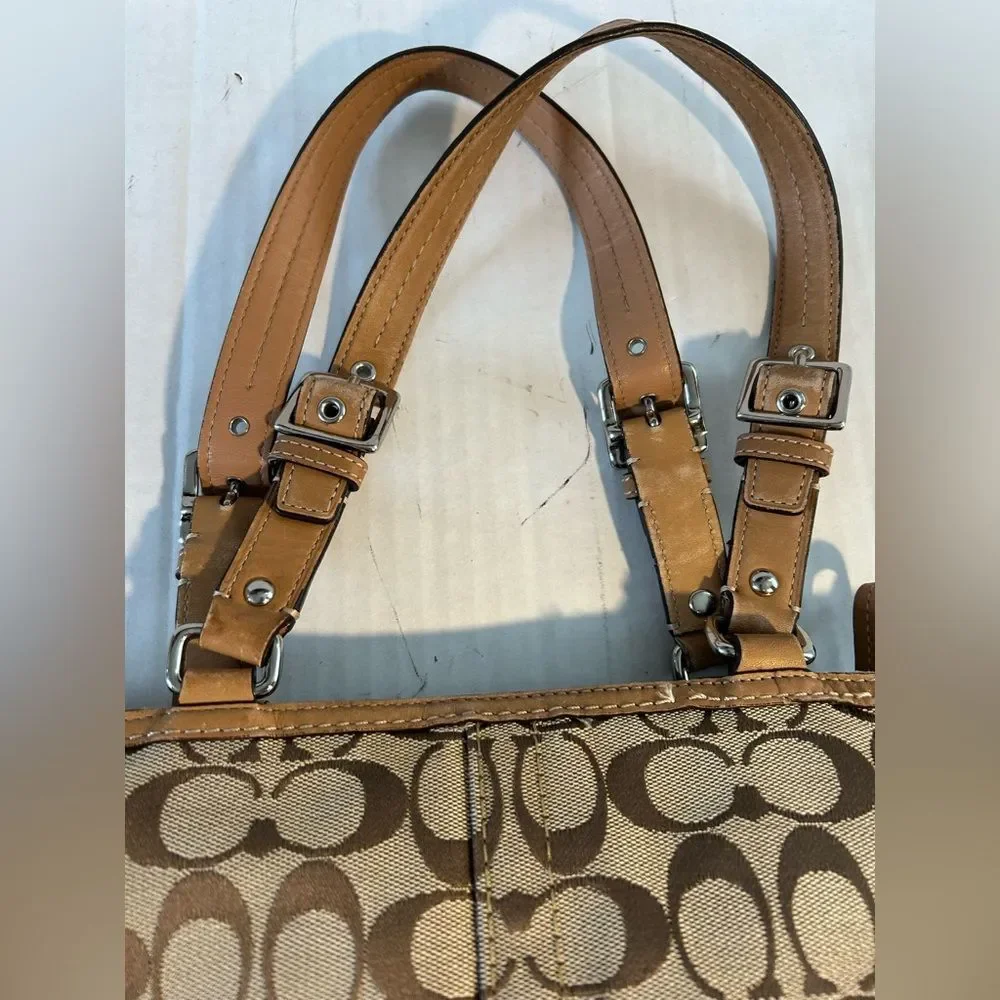 Coach Hampton Signature Brown Tote Bag F13077